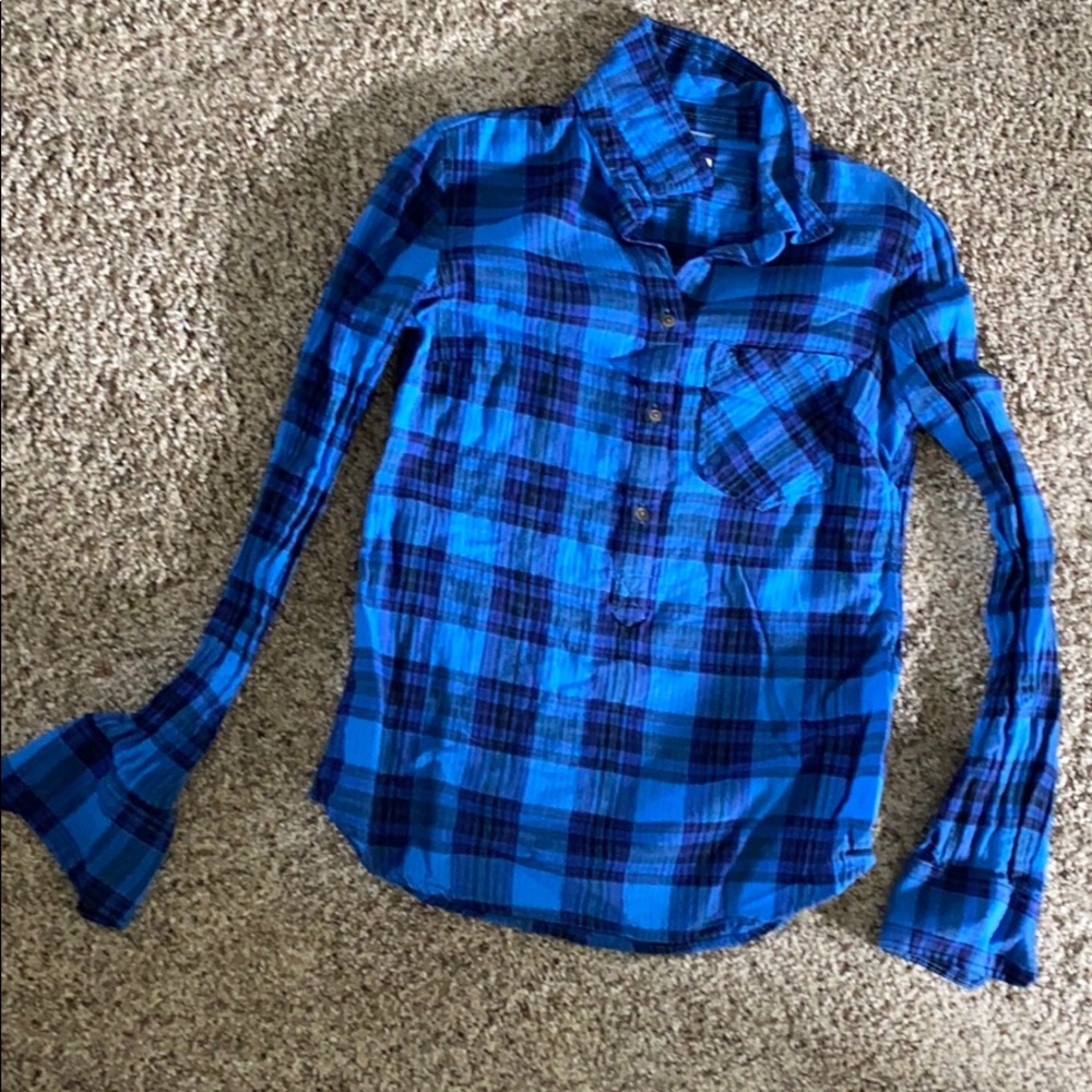 Women’s shirt